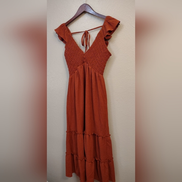 Lulus Simply Charismatic Rust Orange Smocked Tiered Midi Dress Size Small - Picture 5 of 15